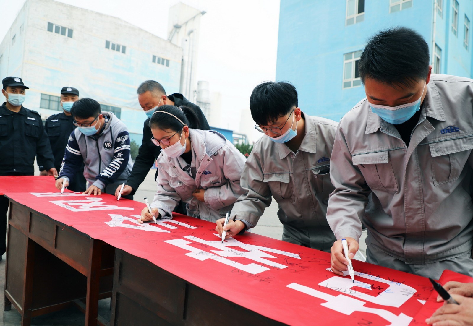 安陽(yáng)園區(qū):“119”消防宣傳月正式啟動(dòng)_調(diào)整大小